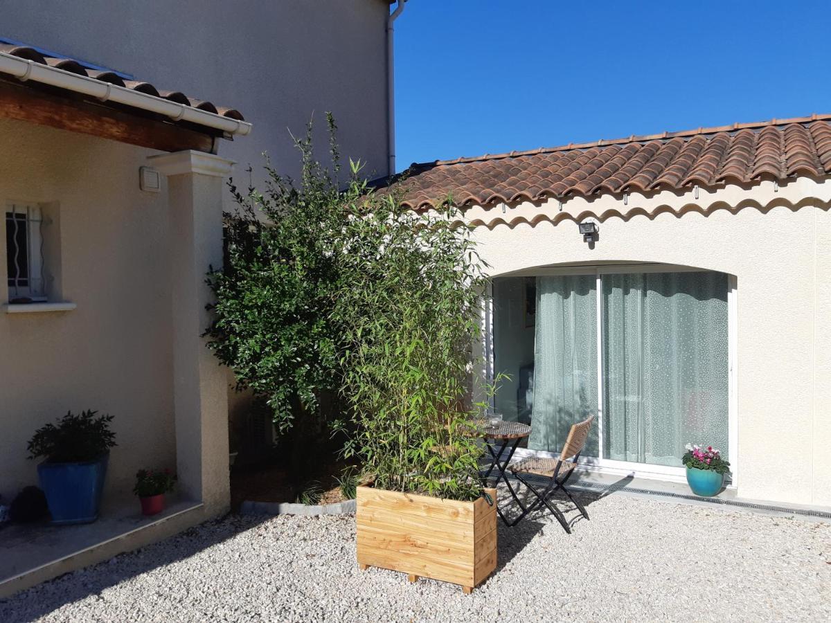 Le Petit Chatillon, Studio Douillet Au Calme En Provence Сен-Пол-Троа-Шато Екстериор снимка